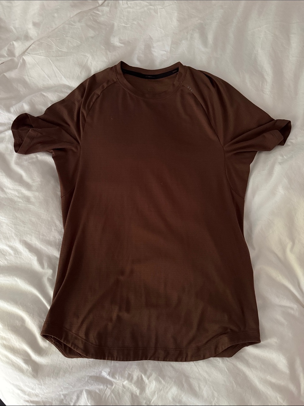 Lululemon Metal Vent Men's Short Sleeve Shirt - Small